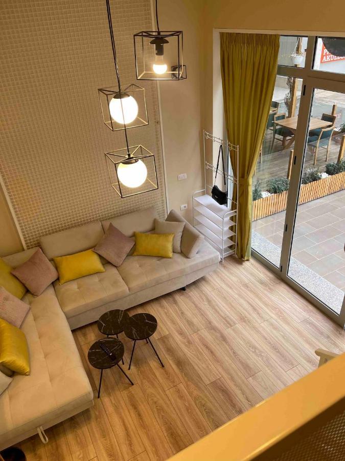 Lovely Apartment In Pogradec City With A Lake View المظهر الخارجي الصورة