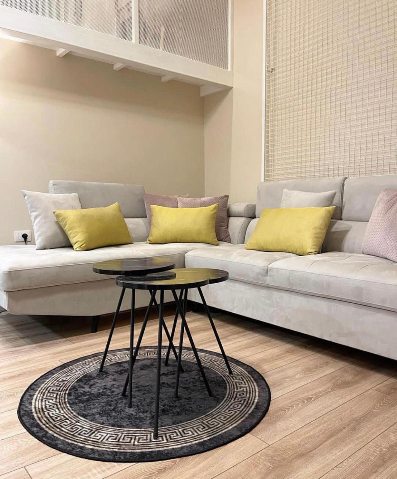 Lovely Apartment In Pogradec City With A Lake View المظهر الخارجي الصورة